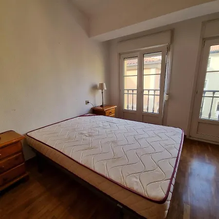 Dom wakacyjny 149a Casa En Casco Viejo Cimadevilla Gijón